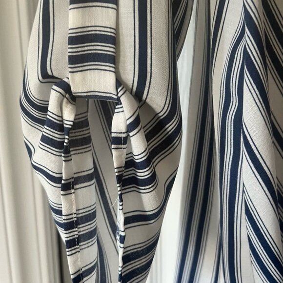 Blue and White Striped V-Neck Women’s Top, Size Small - Picture 4 of 4